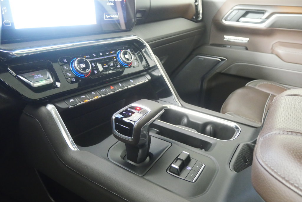Used 2025 GMC Sierra 1500 Denali AWD/4WD image 26