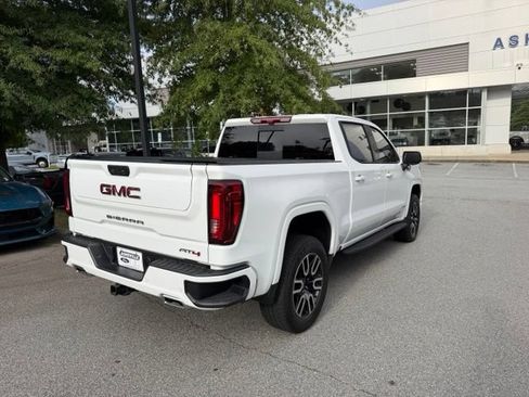 Used 2025 GMC Sierra 1500 AT4 w/ AT4 Premium Package AWD/4WD image 5