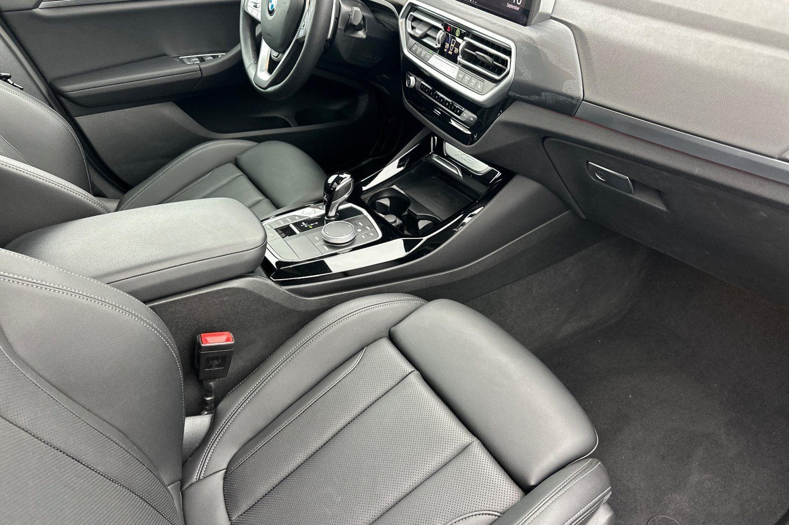 Used 2023 BMW X3 sDrive30i w/ Premium Package RWD image 15