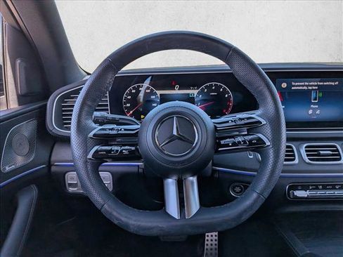 Used 2024 Mercedes-Benz GLS 450 4MATIC image 14