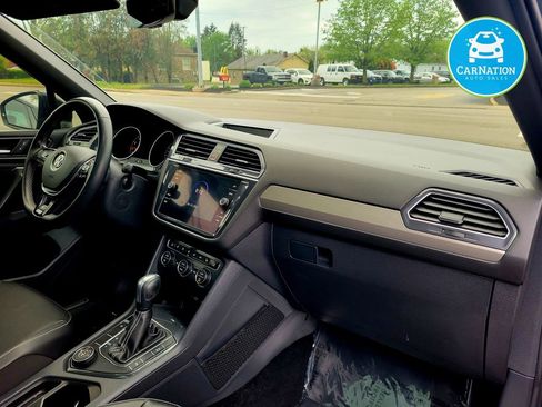 Used 2021 Volkswagen Tiguan SE R-Line image 14