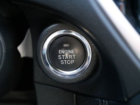 Used 2021 Subaru Forester Premium image 29