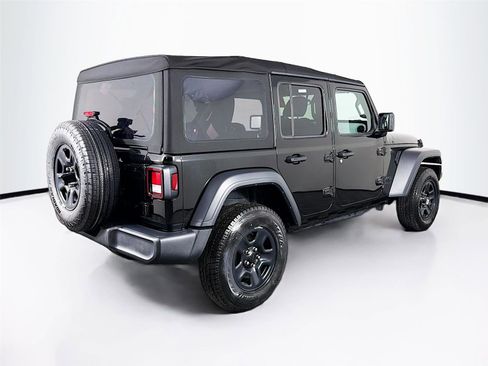 Used 2024 Jeep Wrangler Unlimited Sport AWD/4WD image 7