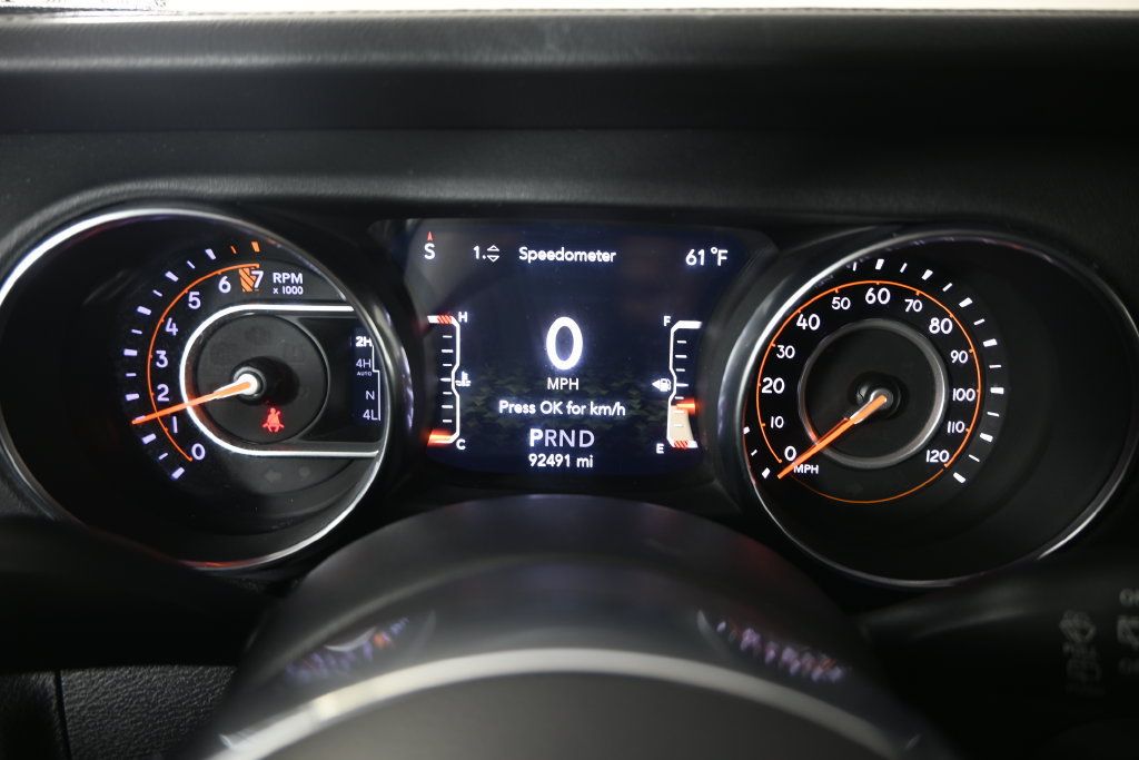 Used 2019 Jeep Wrangler Unlimited Sahara w/ Quick Order Package 24M Moab AWD/4WD image 25