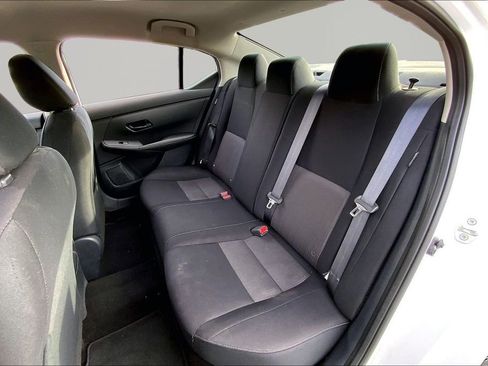 Used 2024 Nissan Sentra SV image 15