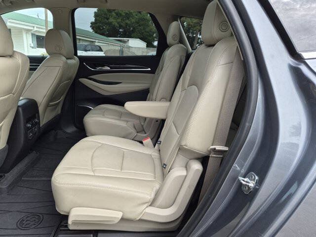 Used 2018 Buick Enclave Premium w/ Trailering Package FWD image 30