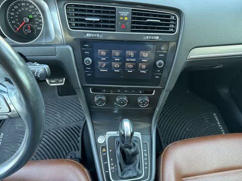 Used 2019 Volkswagen Golf Alltrack SE AWD/4WD image 24