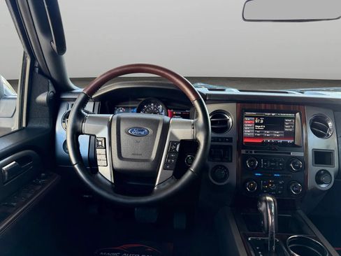 Used 2015 Ford Expedition Platinum AWD/4WD image 28