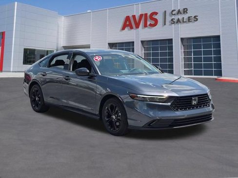 Used 2025 Honda Accord SE image 3