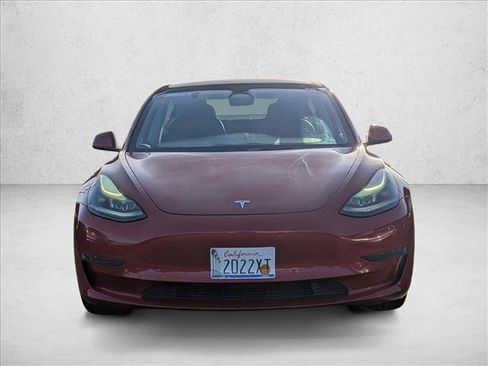 Used 2022 Tesla Model 3 image 2