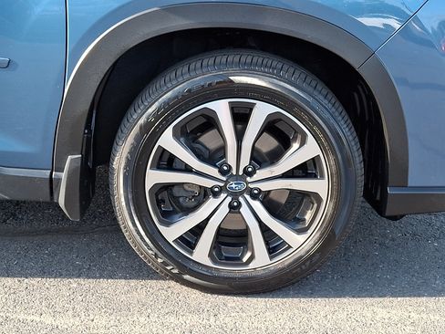 Certified 2023 Subaru Forester Limited AWD/4WD image 8
