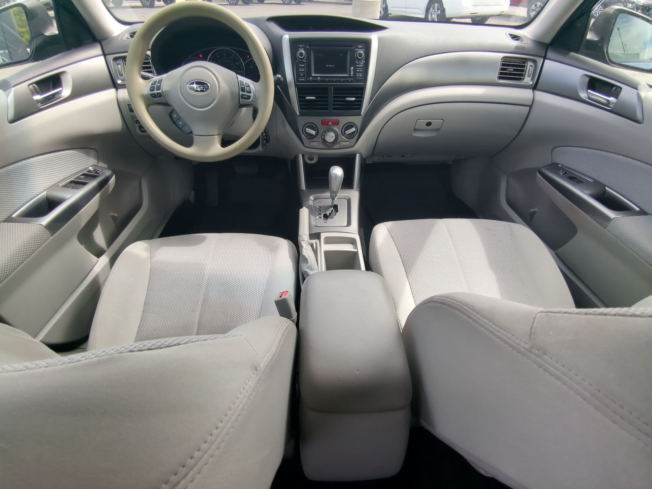 Used 2013 Subaru Forester 2.5X Premium w/ All-Weather Plus Pkg AWD/4WD image 28