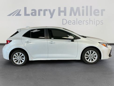 Certified 2024 Toyota Corolla SE image 6