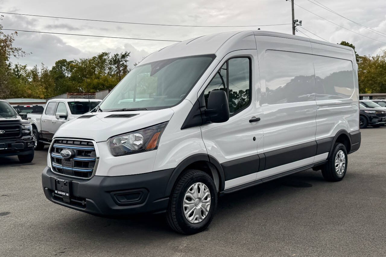 Used 2023 Ford E-Transit Medium Roof RWD image 7