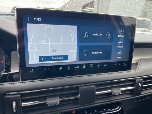 Used 2024 Lincoln Corsair AWD w/ Equipment Group 101A image 23
