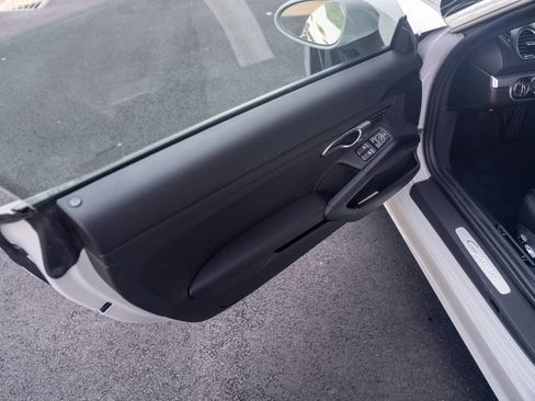 New 2025 Porsche 718 Cayman Base image 24