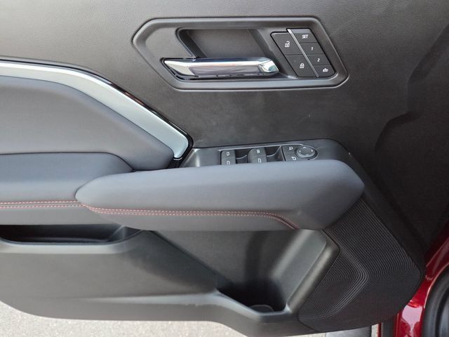 New 2026 Chevrolet Colorado Z71 w/ Midnight Edition AWD/4WD image 9