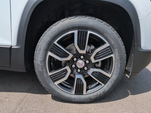 Used 2019 GMC Acadia SLT w/ Black Edition AWD/4WD image 13