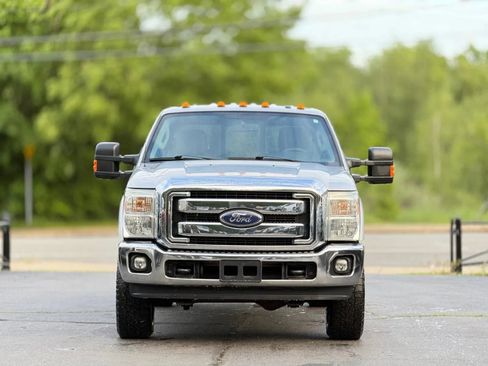 Used 2015 Ford F250 XLT w/ XLT Value Package AWD/4WD image 5