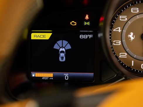 Certified 2021 Ferrari F8 Tributo RWD image 47