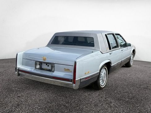 Used 1992 Cadillac De Ville Sedan FWD image 5