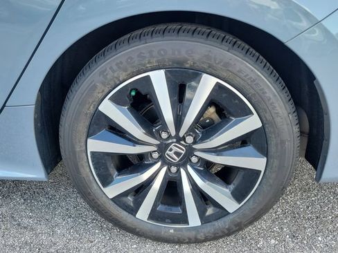 Used 2024 Honda Civic EX image 3