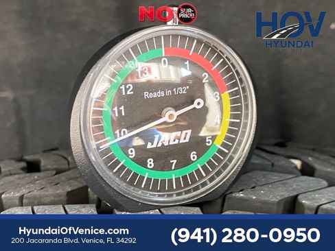 Used 2020 Toyota Highlander LE FWD image 39
