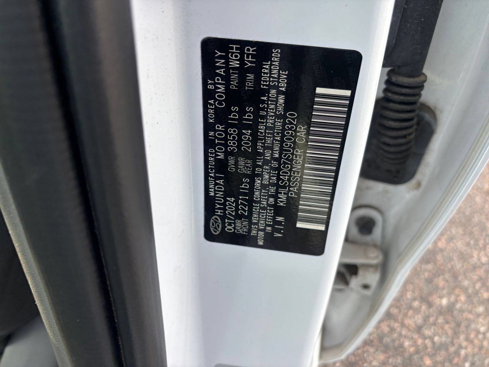 Used 2025 Hyundai Elantra SEL FWD image 30