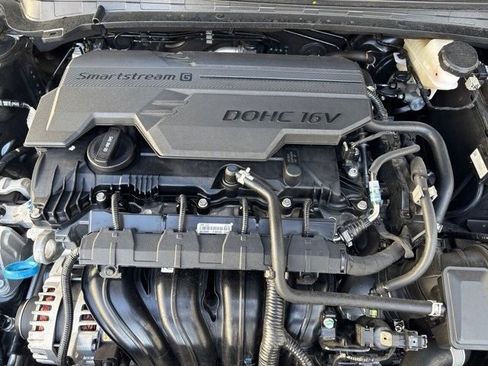 Certified 2025 Kia K4 FWD image 31