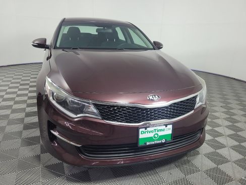 Used 2017 Kia Optima LX FWD image 14