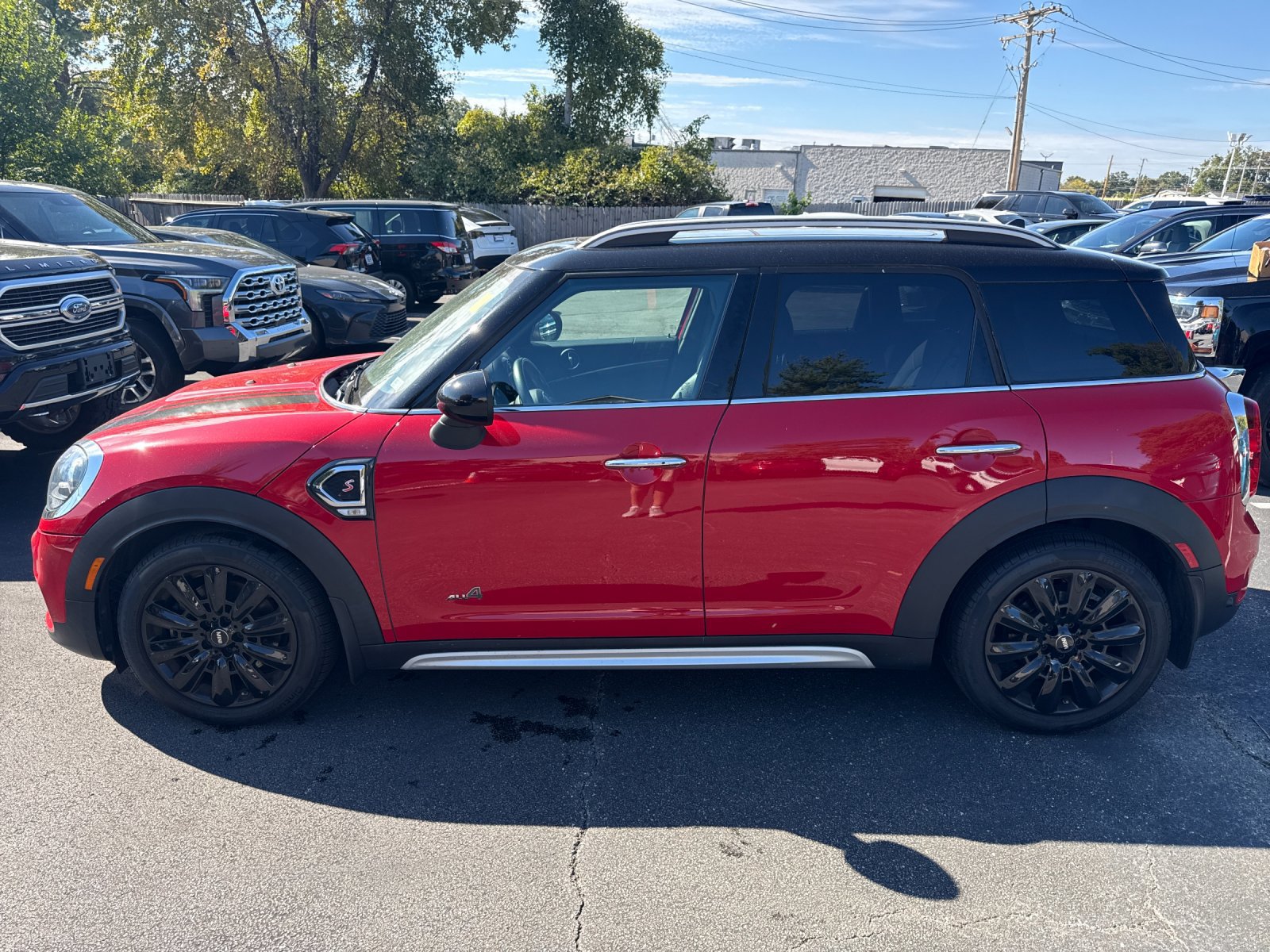 Used 2019 MINI Cooper Countryman S w/ Convenience Package AWD/4WD image 3