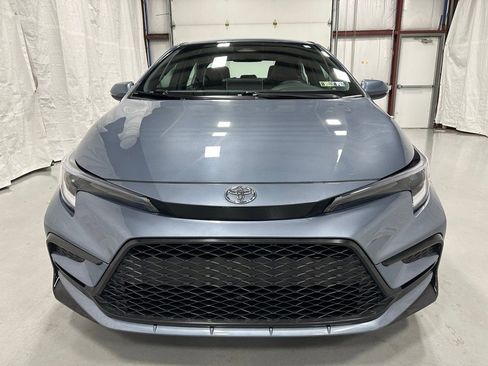 Used 2025 Toyota Corolla XSE image 2