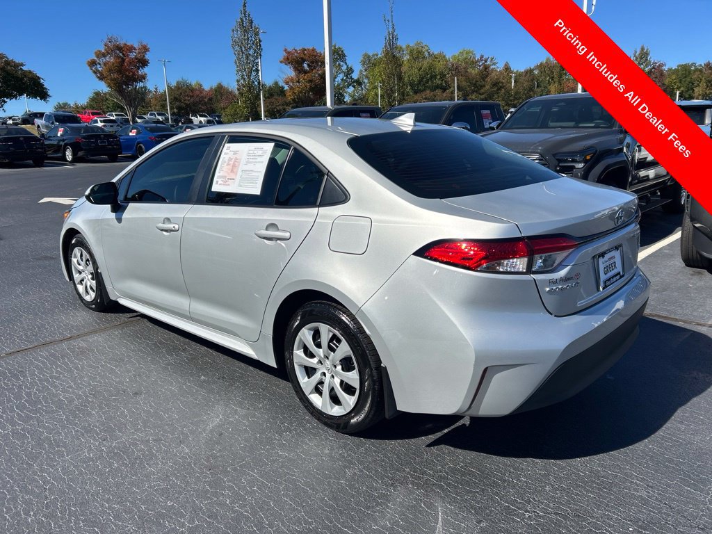 Used 2024 Toyota Corolla LE FWD image 14
