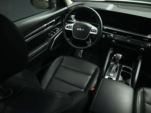 Certified 2025 Kia Telluride S FWD image 47