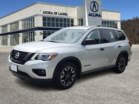 Used 2019 Nissan Pathfinder SL AWD/4WD image 3