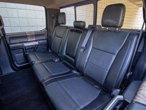 Used 2017 Ford F250 Lariat w/ Chrome Package AWD/4WD image 18