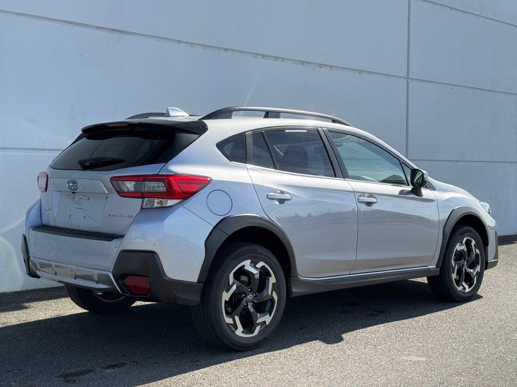 Used 2022 Subaru Crosstrek 2.5i Limited w/ Moonroof Package 2 AWD/4WD image 7
