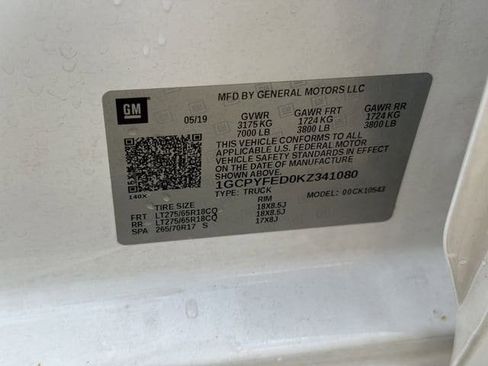 Used 2019 Chevrolet Silverado 1500 LT Trail Boss AWD/4WD image 33