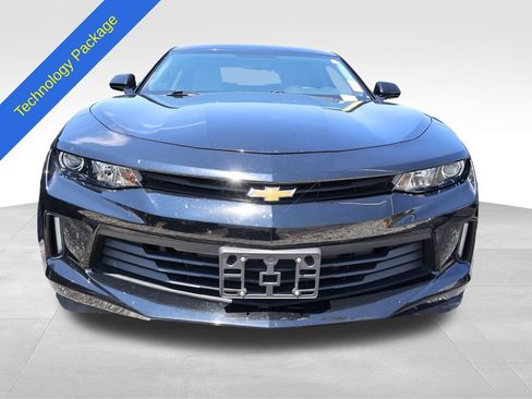 Used 2017 Chevrolet Camaro LT RWD image 6