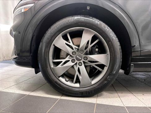 Used 2023 Genesis GV70 3.5T Sport w/ Sport Advanced Package image 7