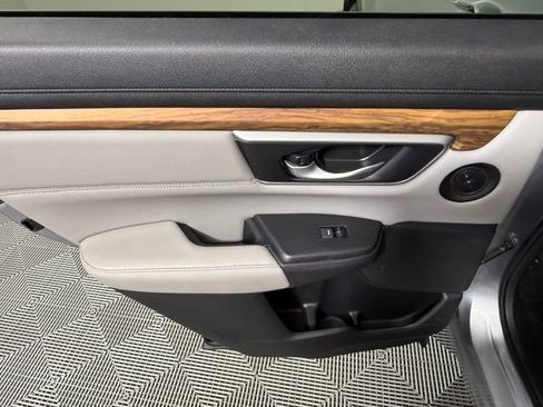 Certified 2020 Honda CR-V Touring image 37