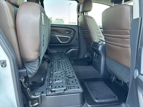 Used 2017 Nissan Titan Platinum Reserve AWD/4WD image 16