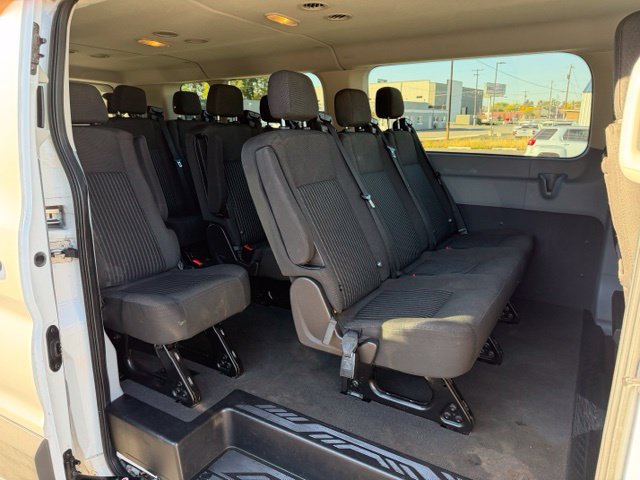 Used 2017 Ford Transit 350 XLT RWD image 10