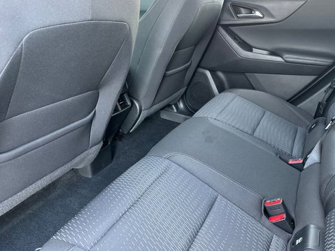 Certified 2025 Chevrolet Equinox LT image 12