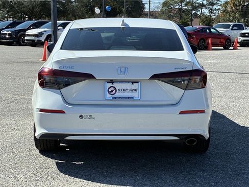 Used 2025 Honda Civic Sport image 6