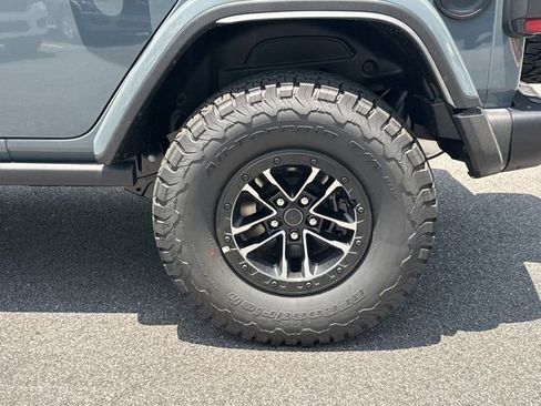 New 2026 Jeep Wrangler Unlimited Rubicon AWD/4WD image 18