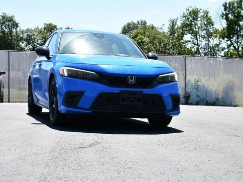 Used 2024 Honda Civic Sport image 2