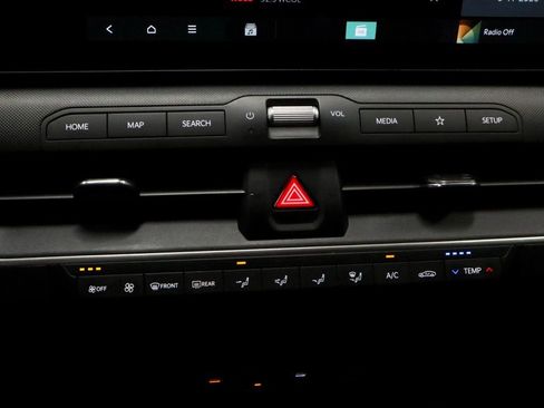 Used 2025 Kia K4 FWD image 29
