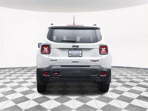 Used 2022 Jeep Renegade Trailhawk w/ Sun/Sound Group image 45