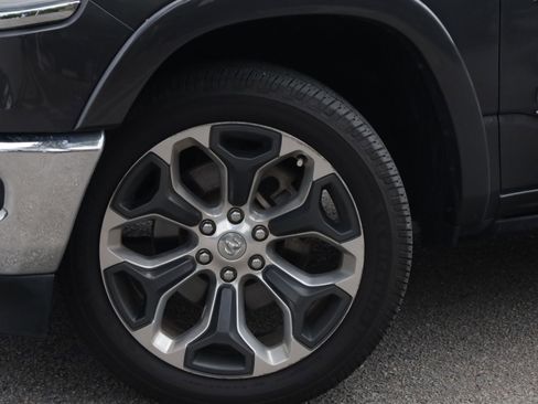 Used 2019 RAM 1500 Limited AWD/4WD image 17